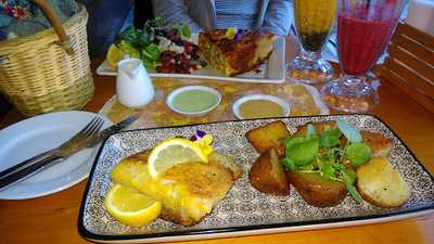 Menta Negra  -emporio & Restoran