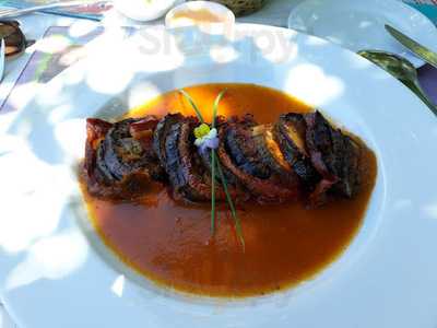 Menta Negra  -emporio & Restoran