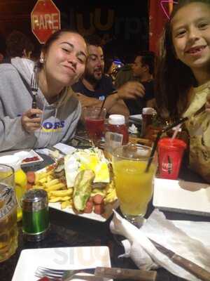 El 1 Uno Sandwich Resto Bar