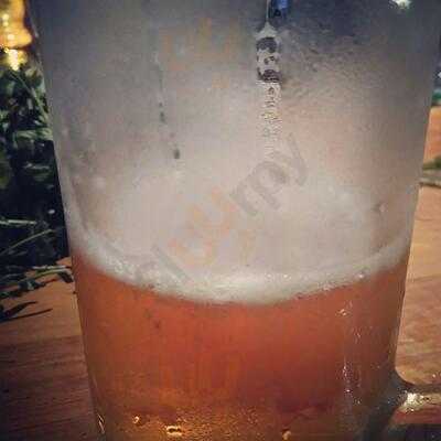 Beanies & Bikinis  Pub Restaurant