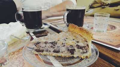 Restaurant Y Cafe Topp & Brand