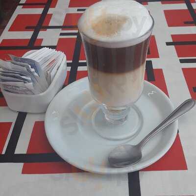 Cafe Y Gelateria Puerto Aron