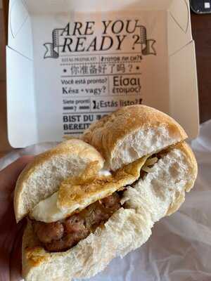 La Sanguchera Del Barrio