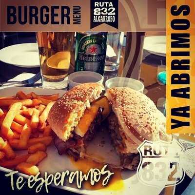 Ruta 832 Burger, Food & Drink