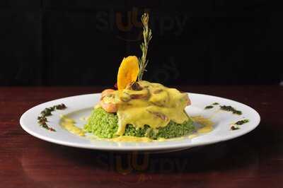 Misterio Escondido Comida Peruana