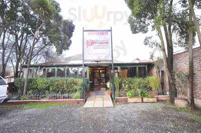 Misterio Escondido Comida Peruana