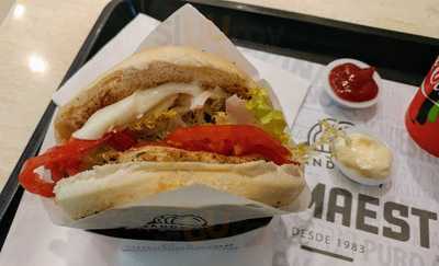 Juan Maestro Mall Puerta Del Mar