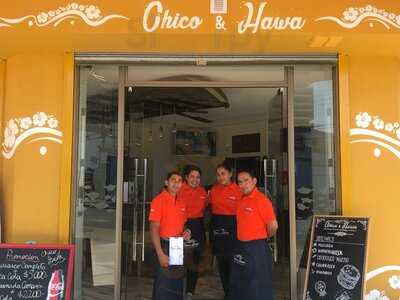 Chico & Hawa