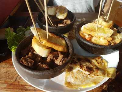 Tia Vickyii Huentelauquen