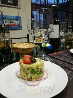 El Cafe De La Esquina