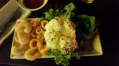 Dejavu Sushi & Lounge