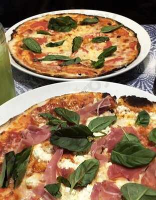 Olimpia Fuente De Soda & Pizzería