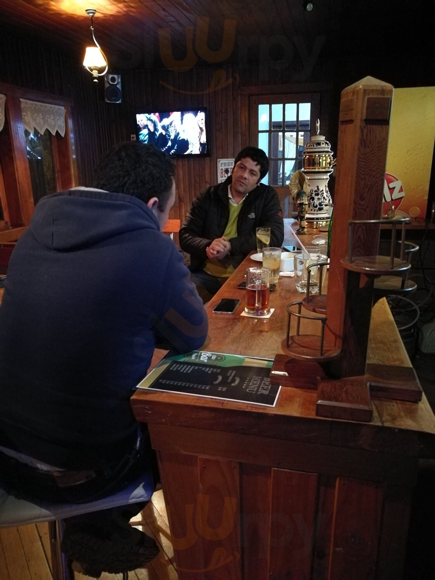 Otto Bar