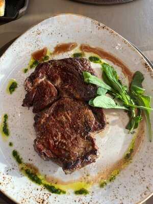 Giratorio Restaurant