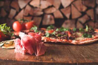 Pizzeria Fulgeri Tradicion Italiana