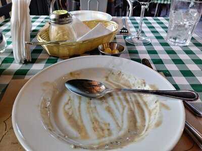 Trattoria Capitán Pastene