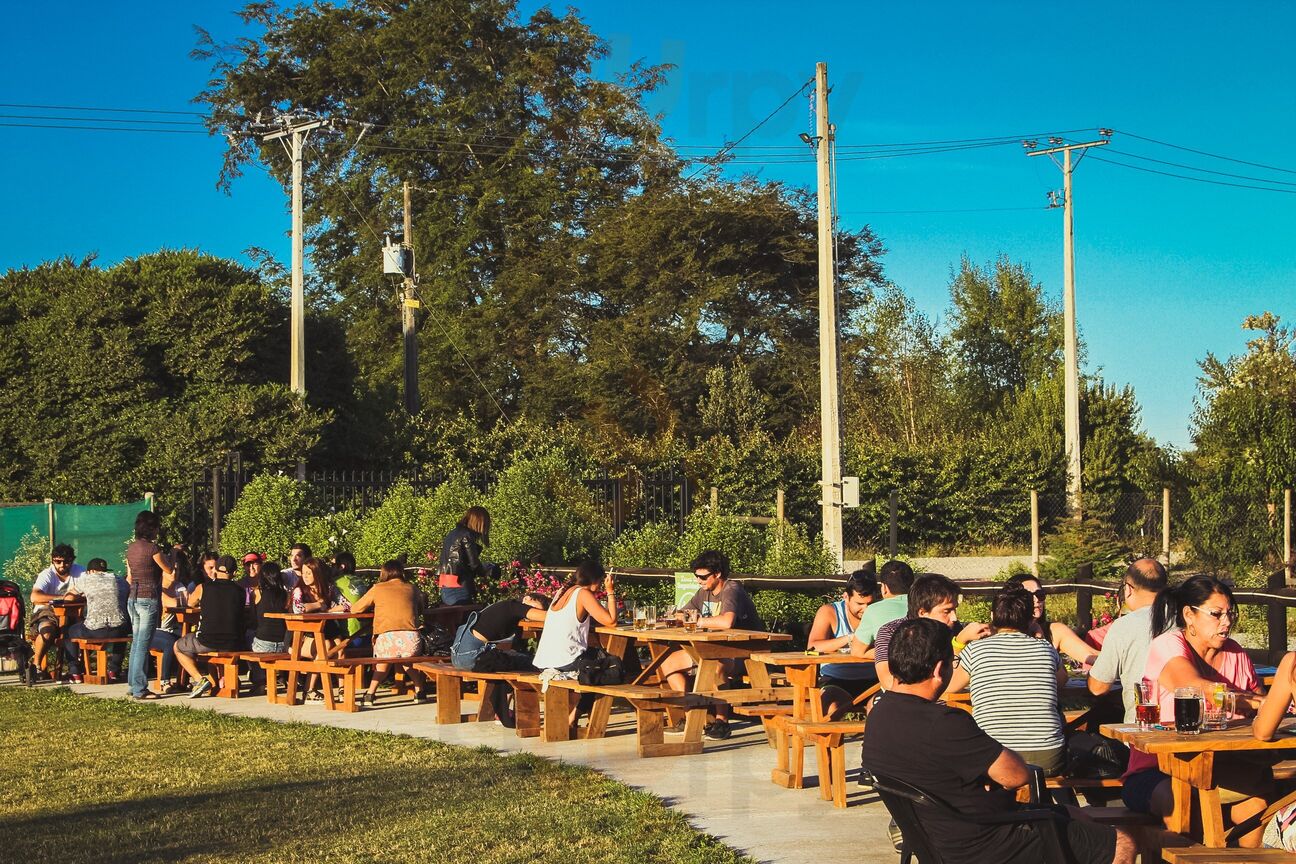 Sayka Cerveza Beer Garden