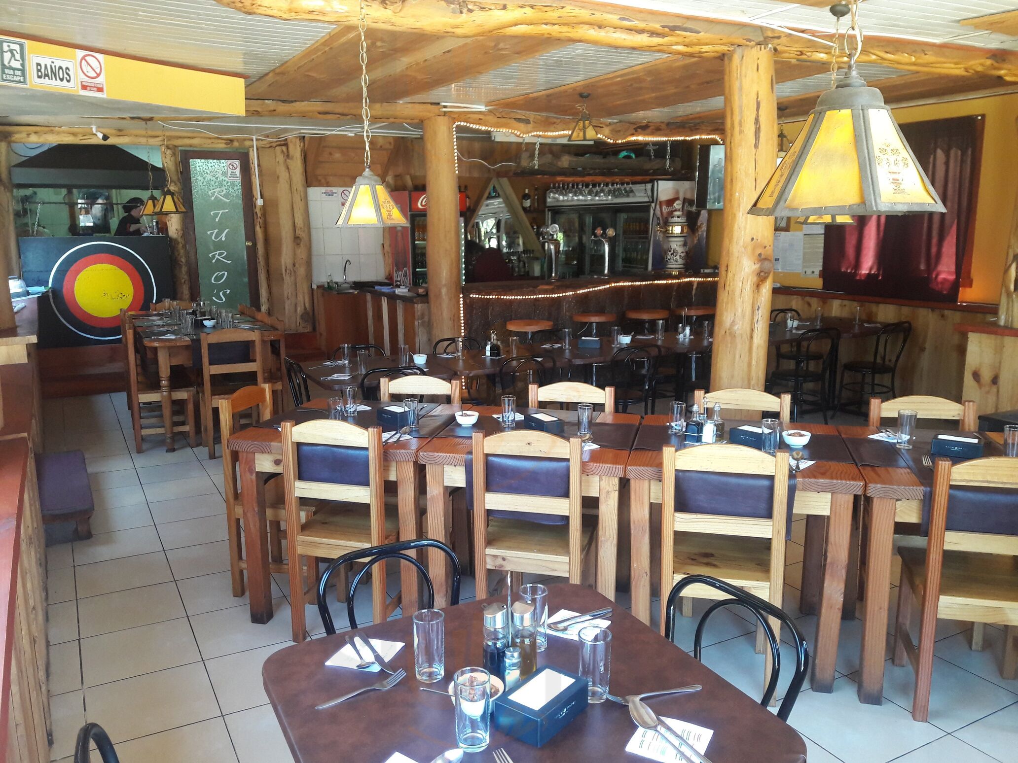 Arturos Parrilla Restaurant