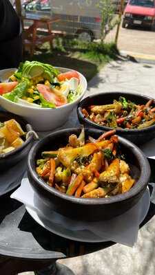 Turquesa Beef & Fish