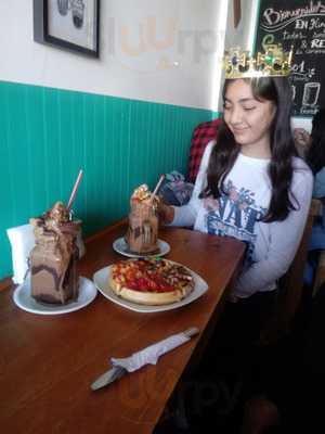 Kingdom Milkshakes&coffee