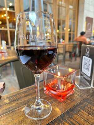 Quitral Fuego Y Cava