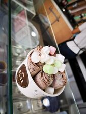 Mist Ice Cream Roll