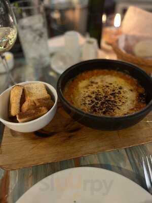 Pulmay Seafood & Bar