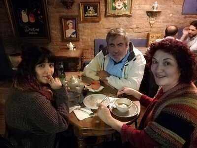 Los Adobes De Argomedo