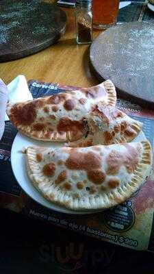 Pikada Pizzas Y Empanadas