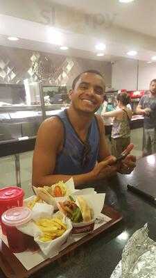 Juan Maestro Hérfanos