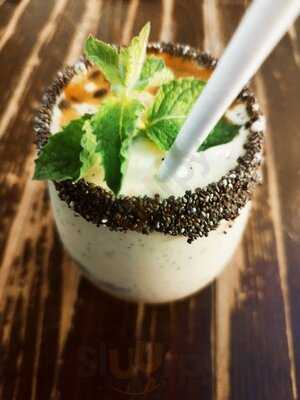 Brussels Heart Of Chocolate