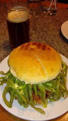 Danés, Bar & Restaurante