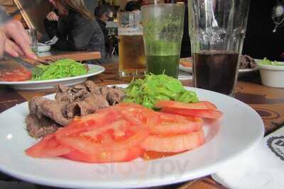 Danés, Bar & Restaurante