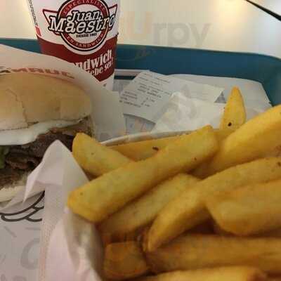 Juan Maestro Mall Parque Arauco