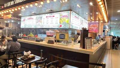 La Lucha Sanguchería Criolla