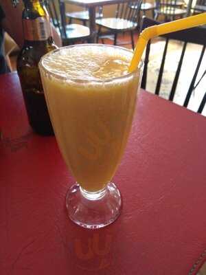 Chinchinero Sanguchería & Cervecería