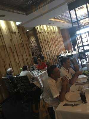 Beatles Bar - Hotel Radisson Ciudad Empresarial