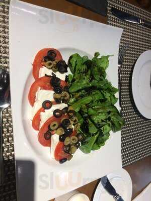 Bazzar Restaurant & Bar