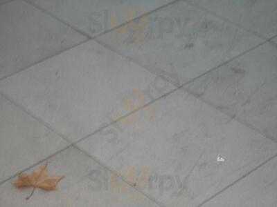 La Table Rouge Restaurant And Bar