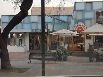 Esteva Cafe