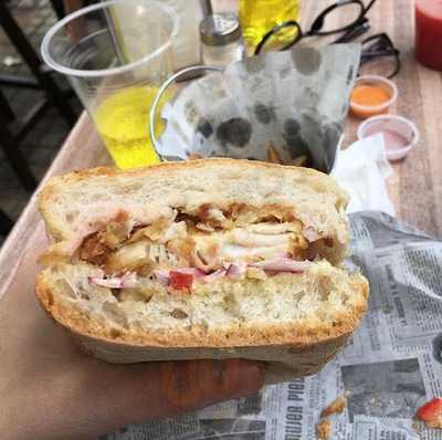 Sanguicheria La Gloria