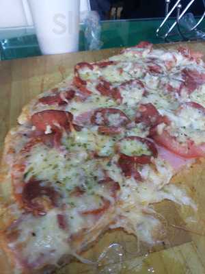 Gino's Pizza
