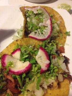 Chilango Los Tacos Hermanos