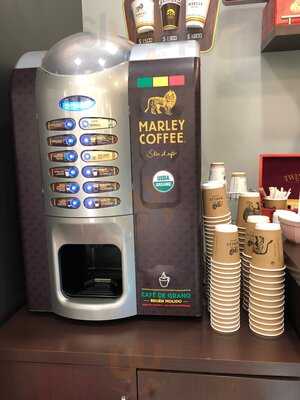 Eating The New Corner