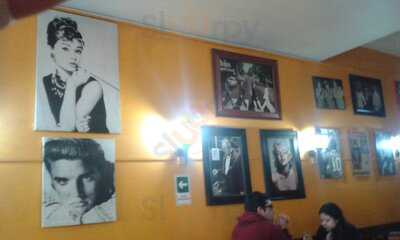 Cafe Restobar La Vuelta