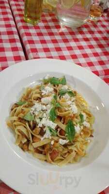 Trattoria Della Piazza