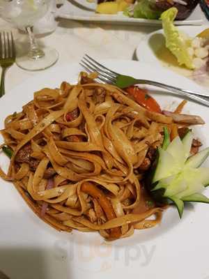 Los Delfines Del Perú