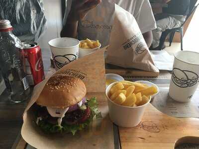 La Sangucheria Del Barrio