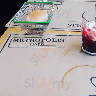 Cafe Metropolis