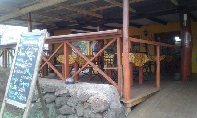 Uri Taina Restaurant